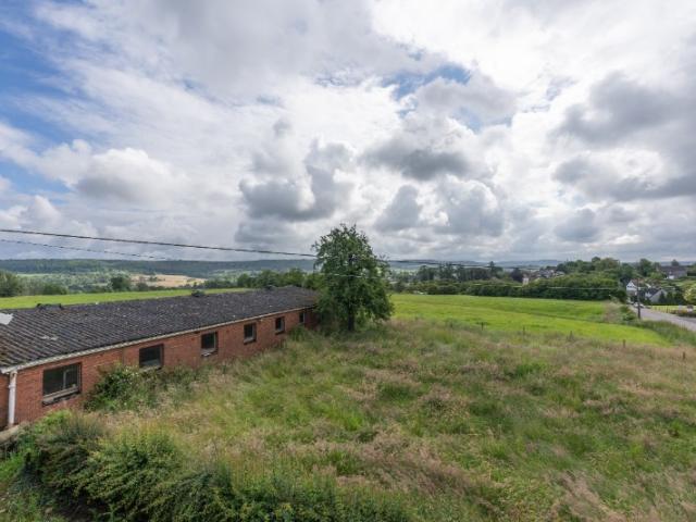 Ferme à rénover en plein coeur de la campagne de Plombières