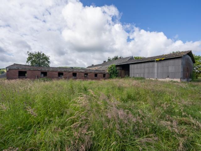 Ferme à rénover en plein coeur de la campagne de Plombières