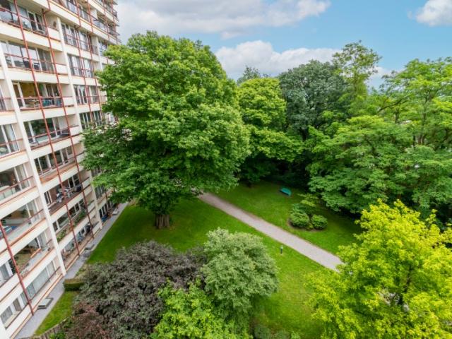 Bel appartement avec vue  panoramique, parking et cave